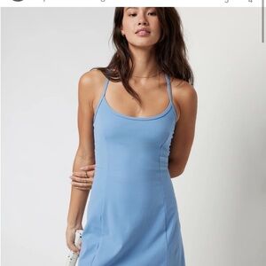 Vuori Athletic Dress sz small 
Worn once 
Excellent condition 
Built in shorts